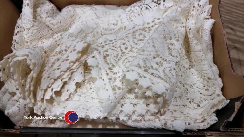 Large cream lace tablecloth or bedspread