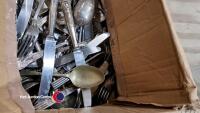 Box of cutlery - 4