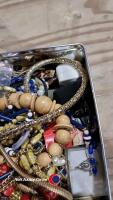 Box of costume jewellery - 4