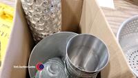 Miscellaneous kitchen ware - 2