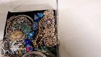 Tray of assorted costume jewellery - 2