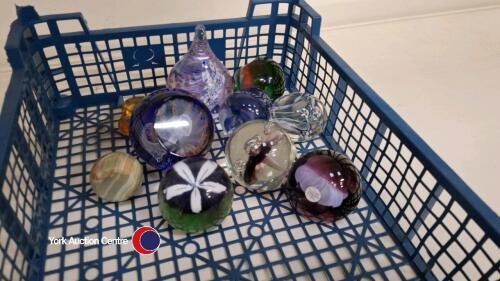 Collection of 10 x decorative glass paperweights