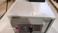 Micromark electronic safe with key