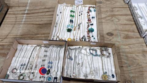 3 x trays of fashion/costume jewellery