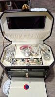 Jewellery case with handle and mirror containing jewellery - 2