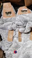 New mixed faux fur Christmas tree skirts and stockings - 3