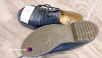 Dr Marten shoes size 7. - 3