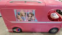 Barbie camping van - 2