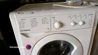 Indesit 7kg washing machine - 2