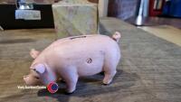 Cast iron pig moneybox 8in long - 2