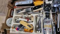 Expandable cutlery tray and various kitchen utensils - 2