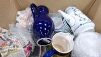 Selection of teacups and saucers some willow pattern - 3