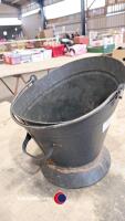 Large coal bucket - 3