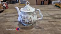 Brambley Hedge tea pot - 2