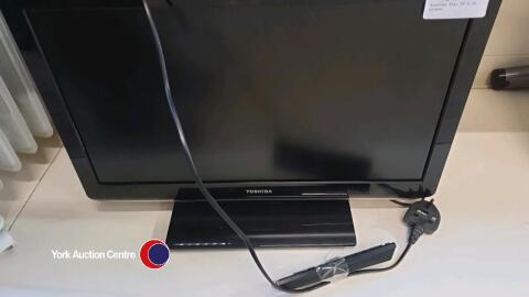 Toshiba 22in TV & CD player