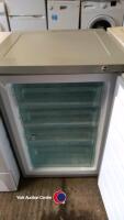 Fridgidaire under counter freezer - 2