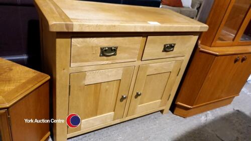 Oak sideboard with 2 drawers and cupboard