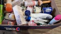 Box of miscellaneous toiletries - 4