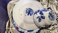 Box of mixed blue and white cups, saucers and plates - 3