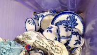 Box of mixed blue and white cups, saucers and plates - 5