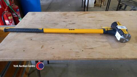 Roughneck 14lb sledge hammer new with tags