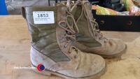 Genuine British army Boots size UK 9 - 2