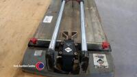 Tile cutter - 3