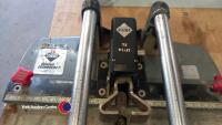 Tile cutter - 4