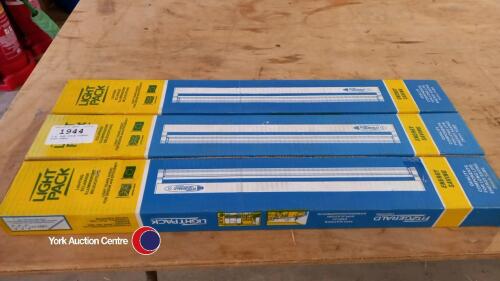 3 x new strip lights with tubes