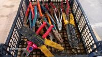 Quantity of pliers and cutters - 2