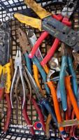 Quantity of pliers and cutters - 3