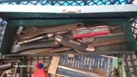 Quantity of workshop tools, penknives, allen keys, tap and die - 2