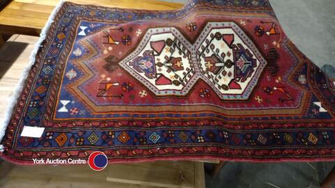 Vintage pattern rug 40in x 57in