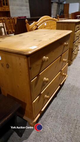 Quality pine 3-drawer chest of drawers