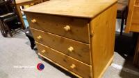 Quality pine 3-drawer chest of drawers - 3