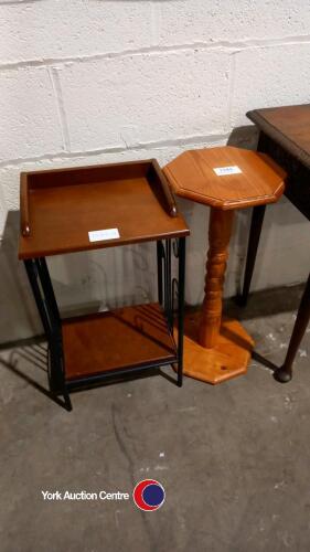 2 x side tables, lamp/plant stands