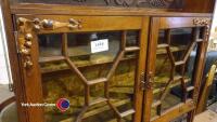 Old display cabinet with brass hinges - 2