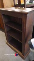 Small carved bookcase - 3