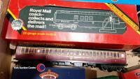 Box of model railway trains and rolling stock - 5