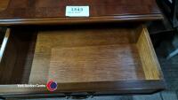 Pair of mahogany bedside chests - 3