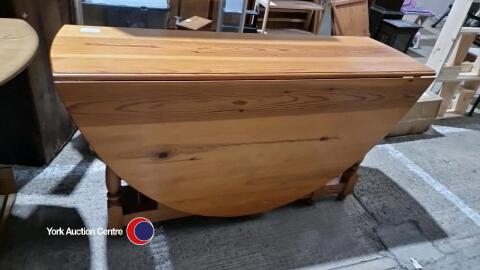 Large pine drop leaf table