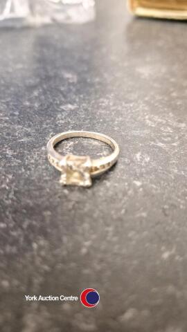 Hallmarked ring