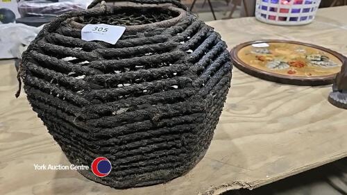 Vintage whelk pot