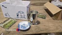 Branded collectables, Theakston Breweries pewter tankard, 2 x 1930s Sutton Seeds glass ashtrays, Willow pattern Schwepps seconds, trinket dish, Enroch Wedgwood (Tunstall) Ltd. - 2