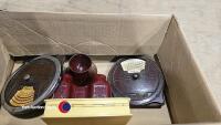 Pair of Art Deco Bakelite Calendox radio desk calendars, 1930s & binoculars, egg cup - 3