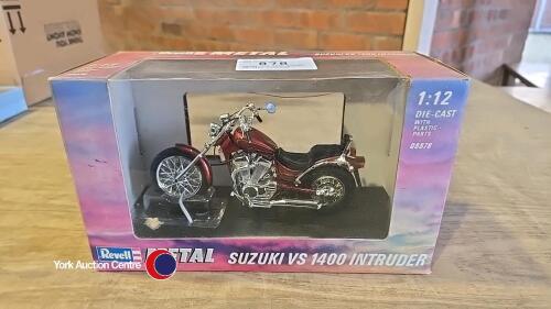Boxed die cast Suzuki VS 1400 Intruder