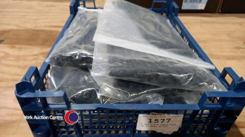 1,000 black cable ties in 10 bags of 100