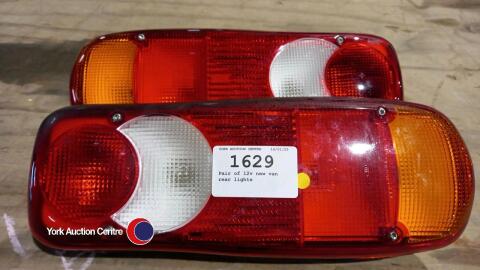 Pair of 12v new van rear lights