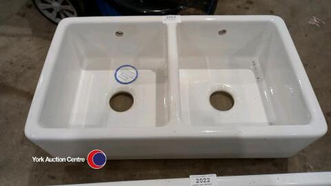 Double bowl Belfast sink (ex display)