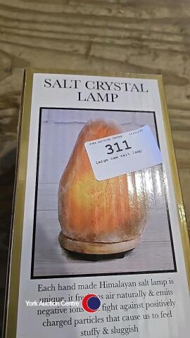 Large new salt lamp